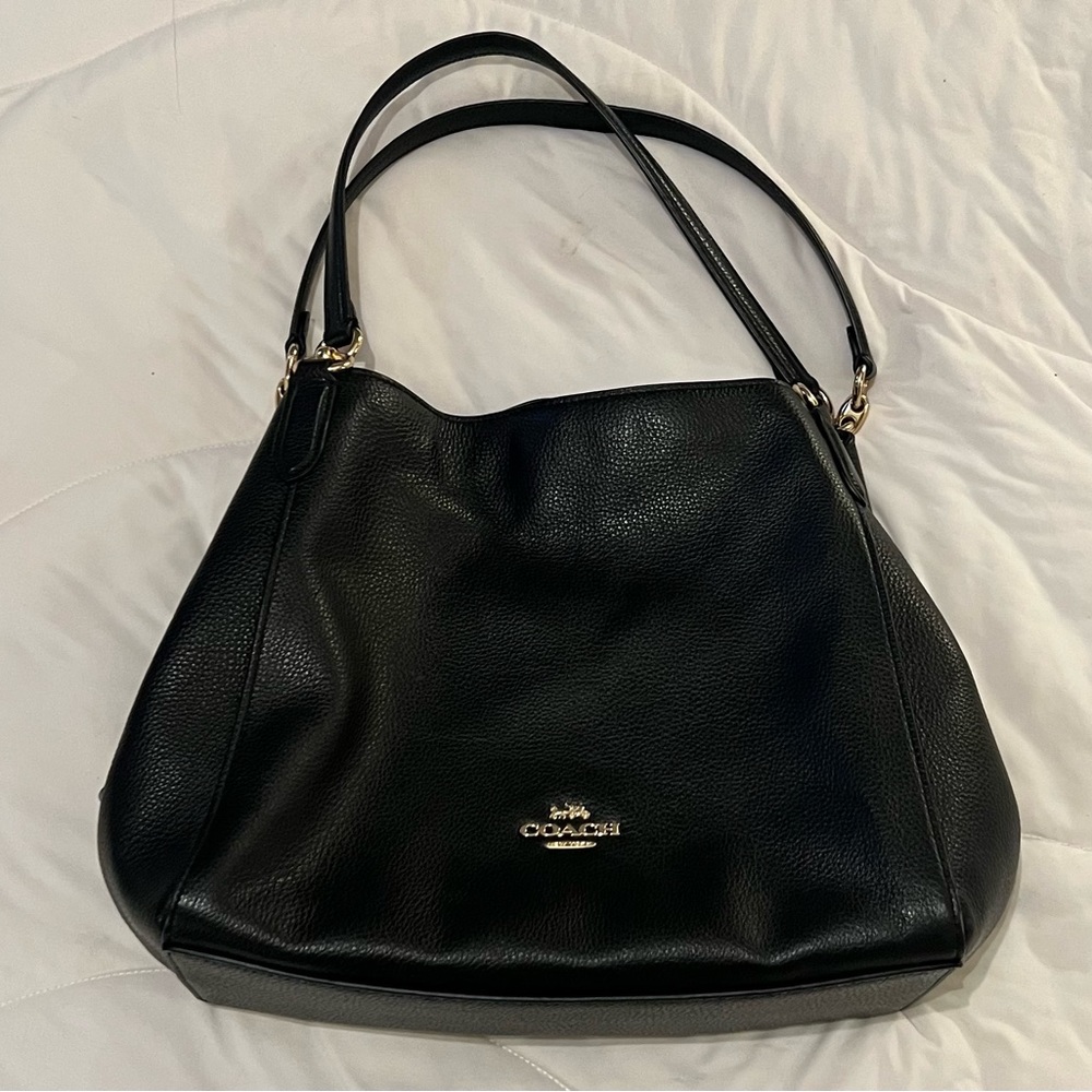 BLACK COACH PURSE in perfect condition. No tears, rips, or stains. Barely used.
